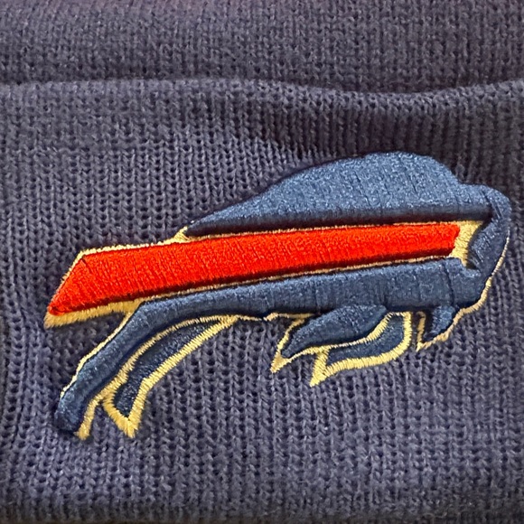 New Era Kids Buffalo Bills Striped Beanie - Picture 3 of 7